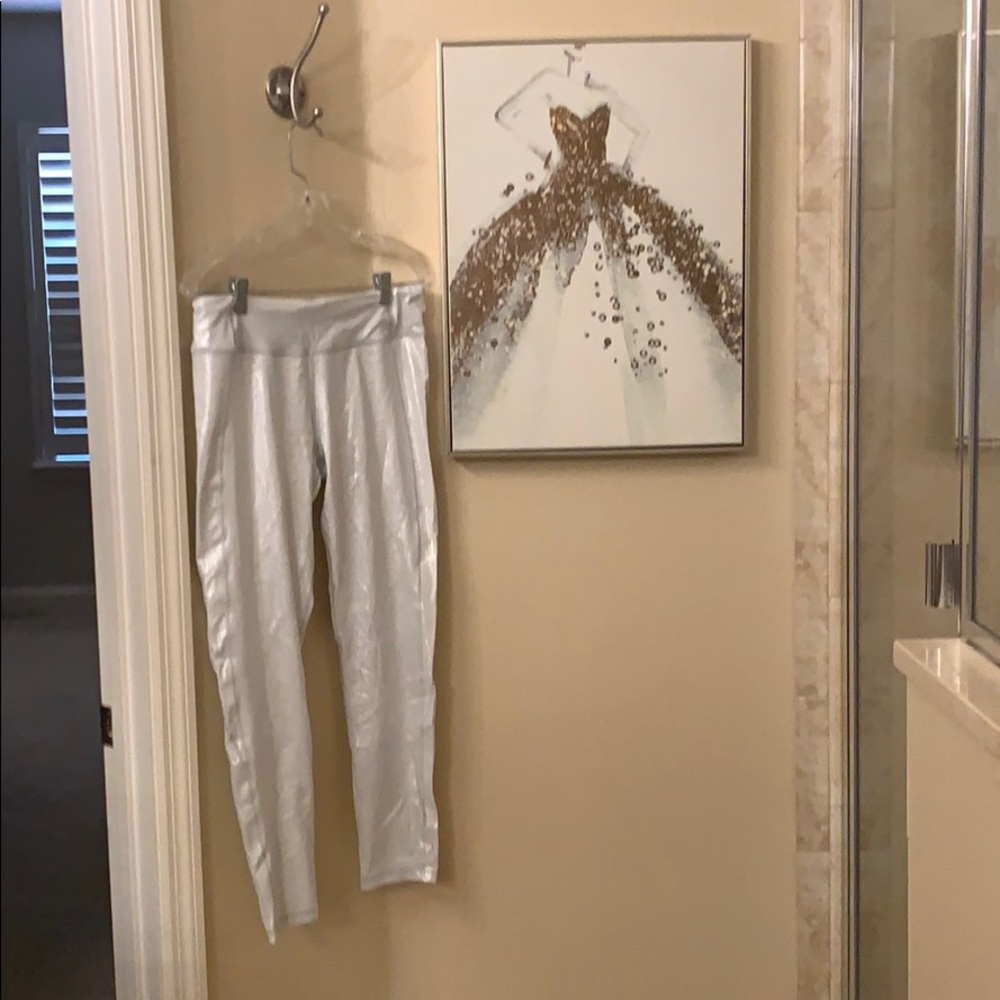 Victoria Sport Silver Sparkle Leggings